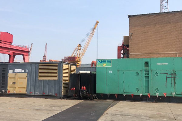 肥东发电机出租空气滤清器的清洁频率是多少？